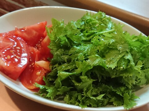 わさび菜とトマトのサラダ♡